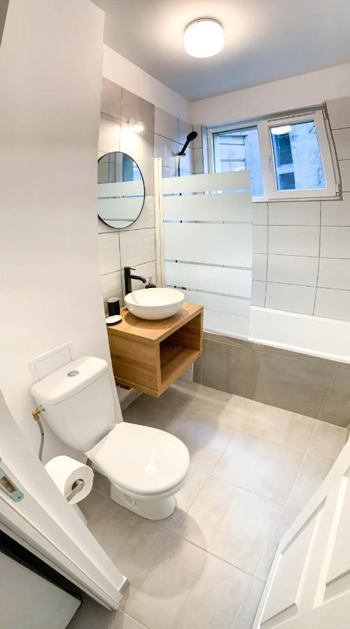 Luterana Studio Apartment Bukarest Exterior foto