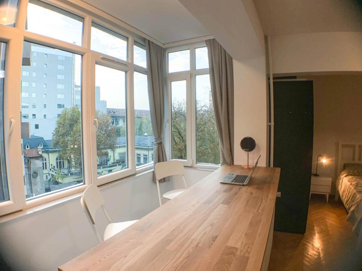 Luterana Studio Apartment Bukarest Exterior foto